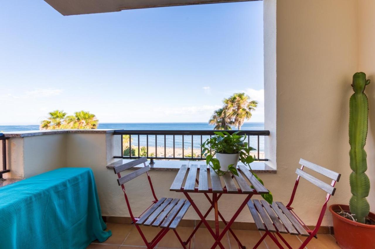 Bonito Apartamento En Primera Linea De Playa Estepona Exterior foto